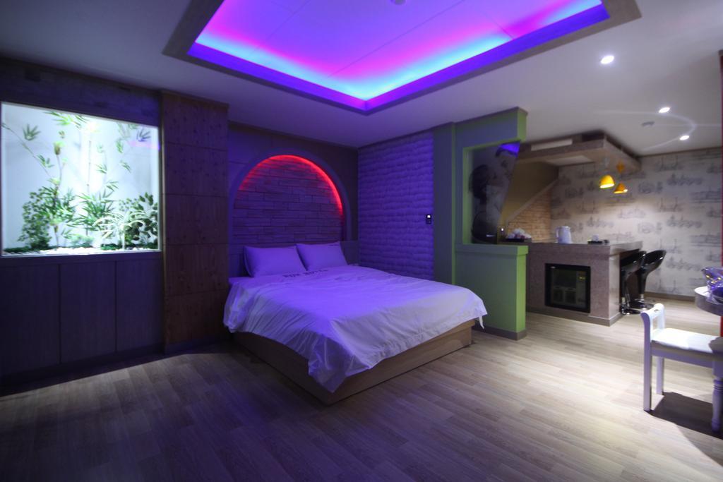Pohang Wow Motel Rom bilde